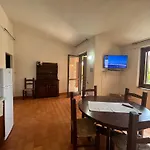 Ginestre Basse A Due Passi Dalla Tatil Evi *